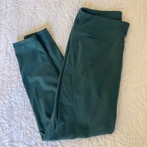 Fabletics Green and Blue Leggings Sleek Athletic Fit